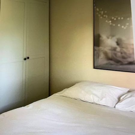 Sentrumsnaer Kjellerleilighet, Naer Sykehus Og Hogskole, Parkering Haugesund Exteriör bild