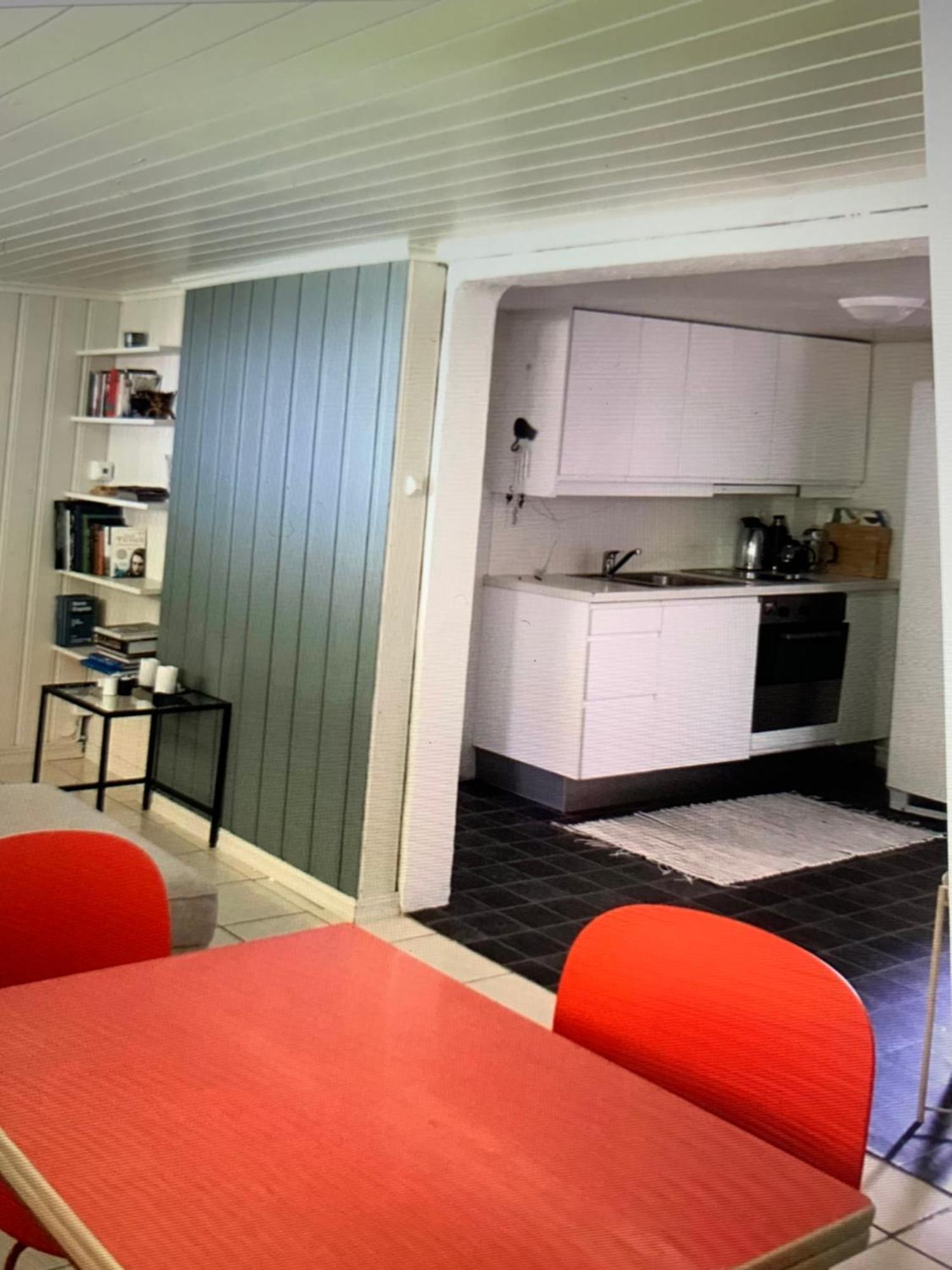 Sentrumsnaer Kjellerleilighet, Naer Sykehus Og Hogskole, Parkering Haugesund Exteriör bild